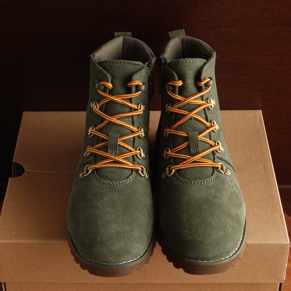 UGG Boots Youth Size 4 Green Hilmar CWR Suede Ankle Waterproof Zip Lined Winter - Picture 2 of 16